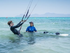 lucia in a kitesurfing class in alcudia
