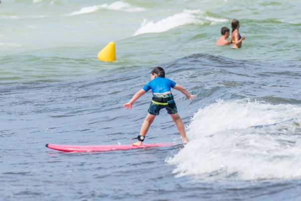 surf lessons at the alcudia watersportsmallorca surf school