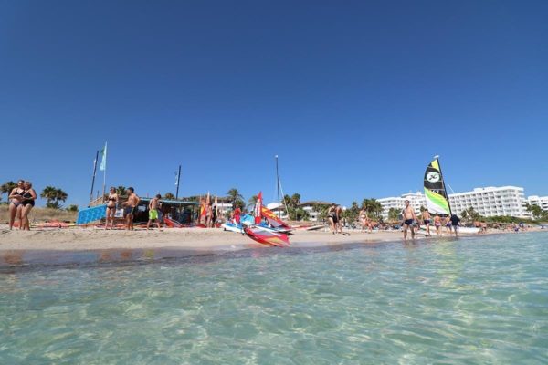 Paddel-Surfschule auf Mallorca Wassersport auf Mallorca