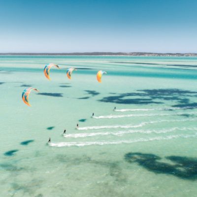 Kitesurf: los orígenes de la cometa