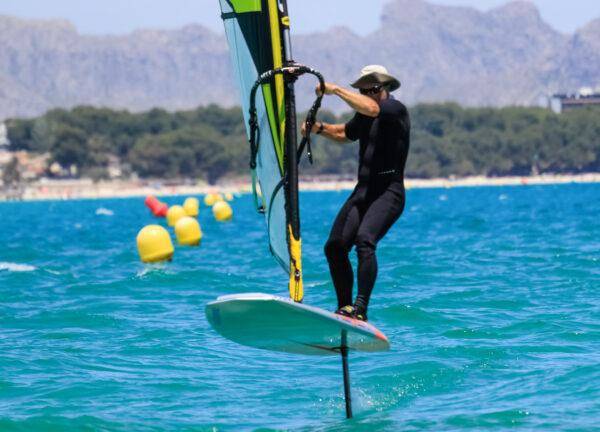 Alquiler de Wing Foil en Alcúdia Mallorca